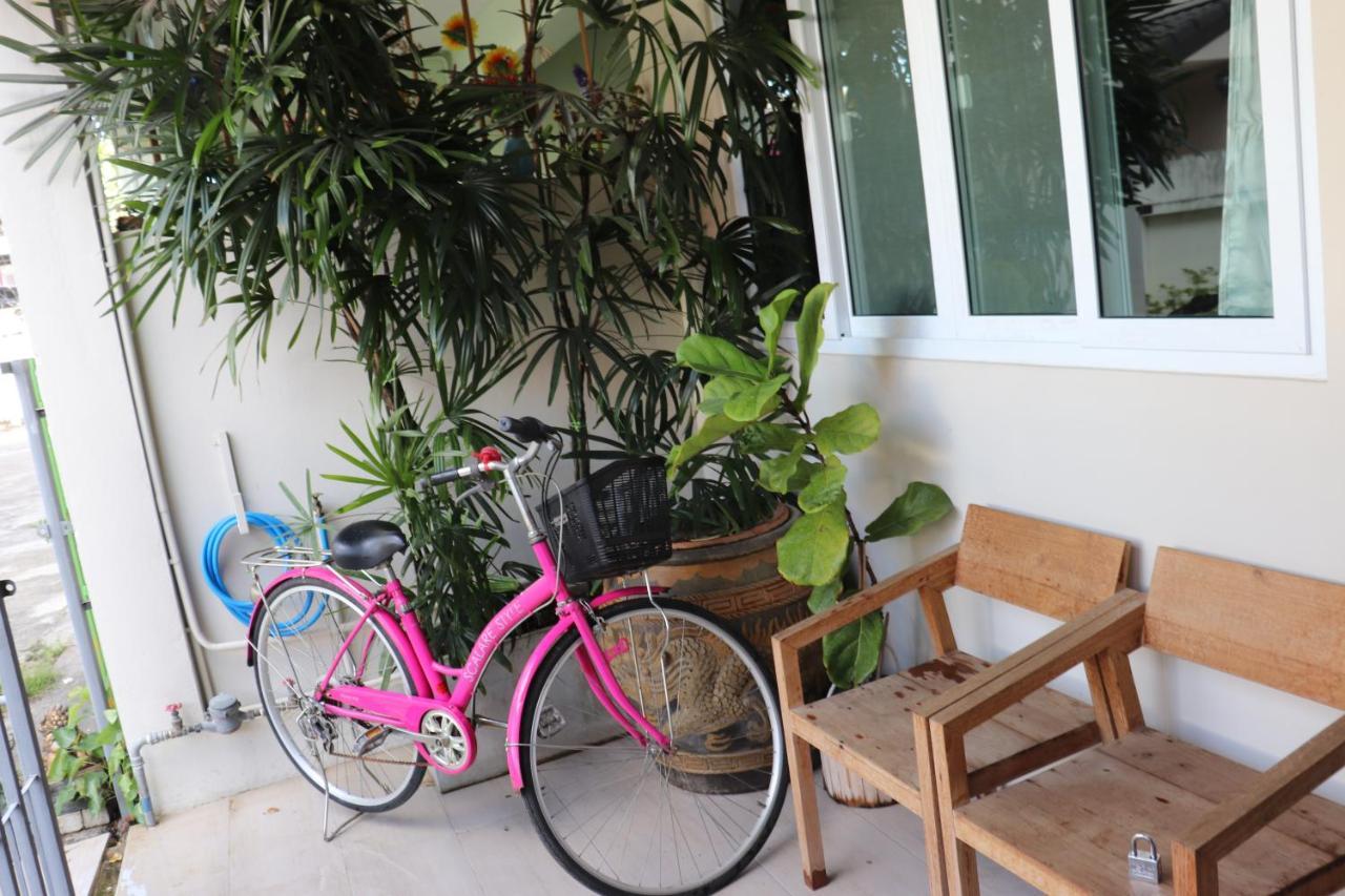 Apartamento 8Th House @ Center Of Chiangmai Old Town Chiang Mai Exterior foto