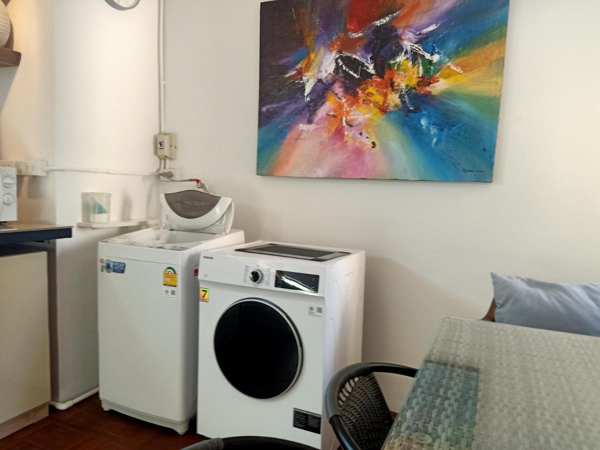 Apartamento 8Th House @ Center Of Chiangmai Old Town Chiang Mai Exterior foto