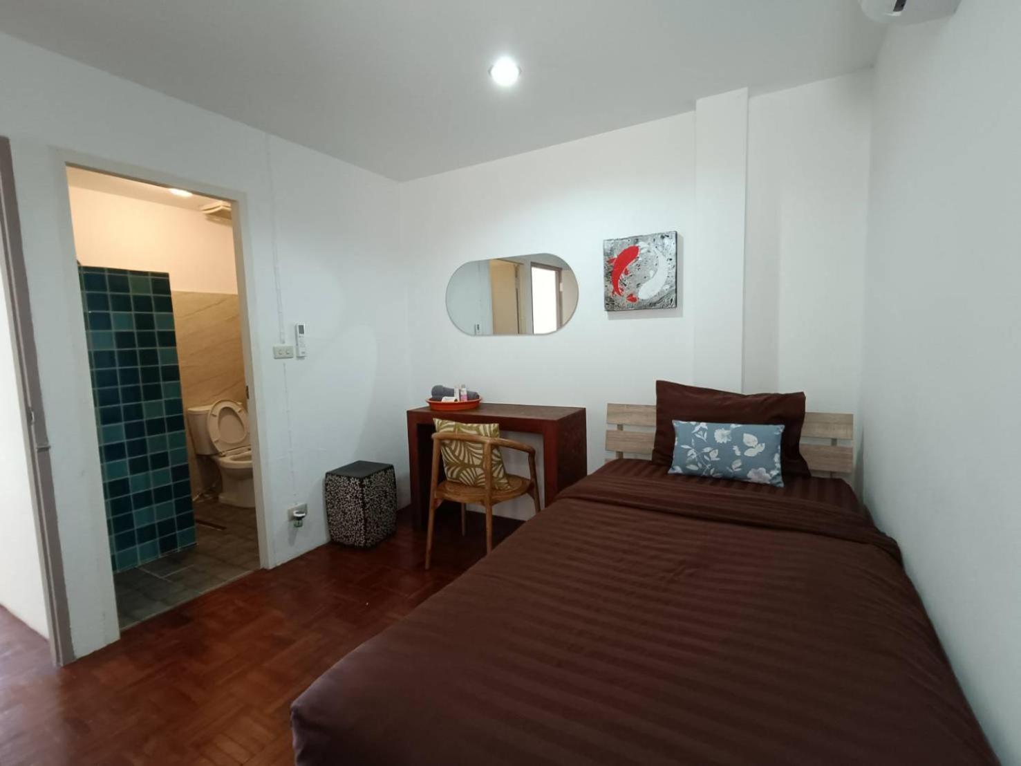Apartamento 8Th House @ Center Of Chiangmai Old Town Chiang Mai Exterior foto